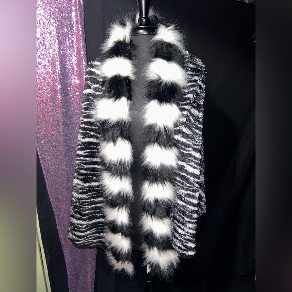 NWT Elegant Black and White Faux Fur Cape